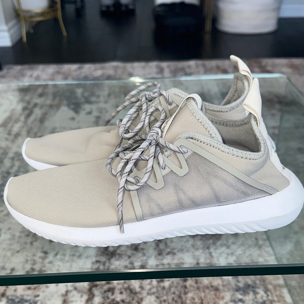 ADIDAS Beige‎ and White Sneakers WOMENS 7.5